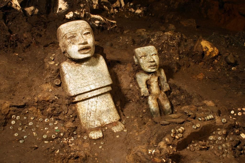 Illustration for article titled Incredible New Artifacts Found In 2,000-Year-Old Mexican Tunnel